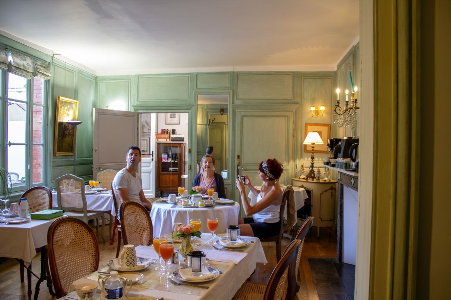 Au Jeu de Paume, Salle des petits déjeuners à Épernay