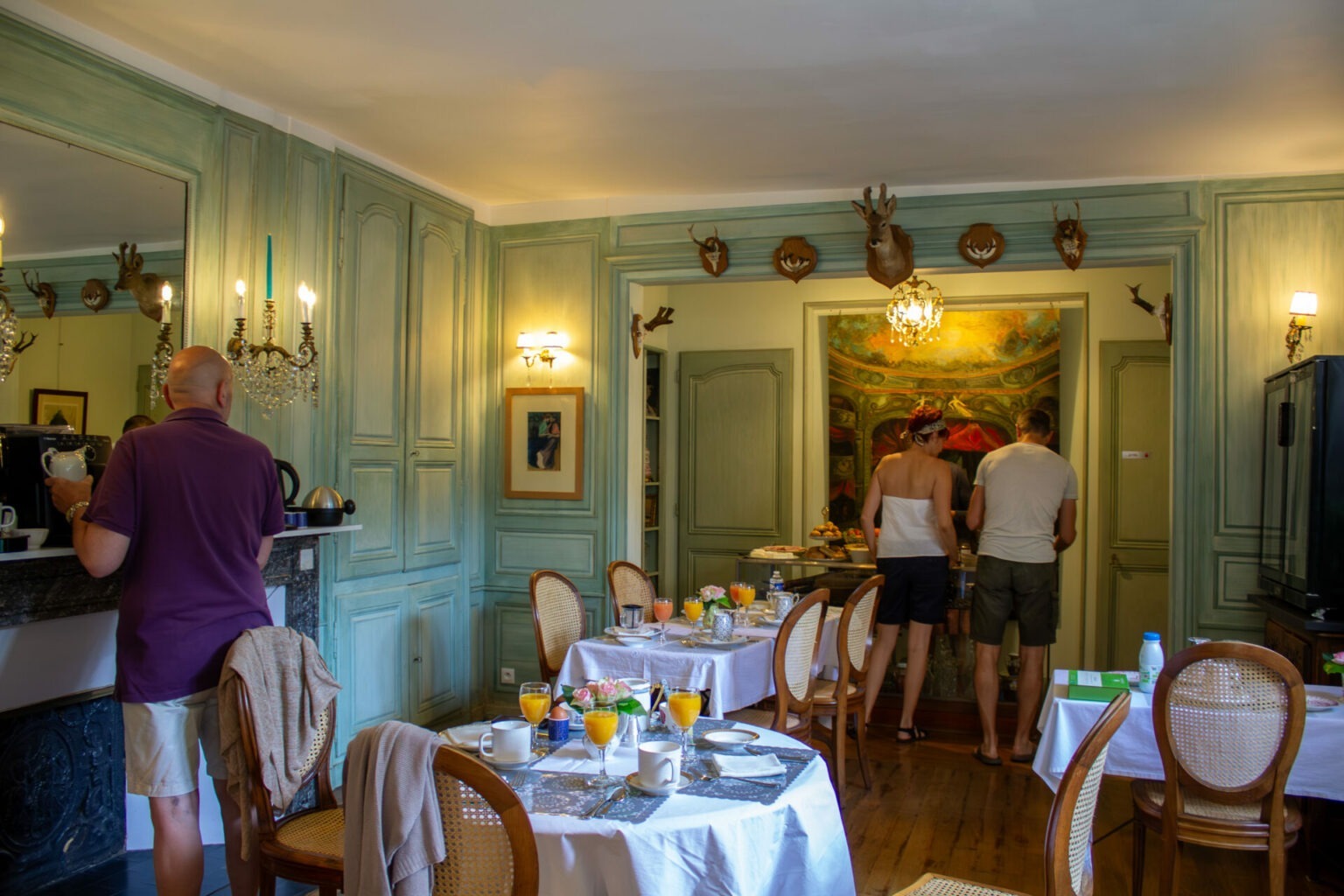 Au Jeu de Paume, Salle des petits déjeuners à Épernay